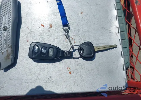 2008 Hyundai Elantra Gls/Se из США, поврежденный, VIN KMHDU46D78U565529